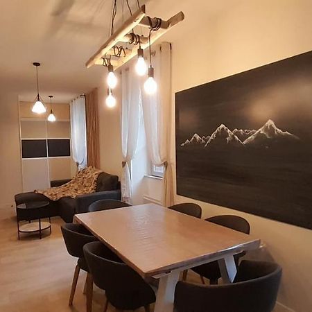 Tres Bel Appartement T3 Hyper Centre Entierement Renove En 2022 Люс-Сен-Совёр Экстерьер фото