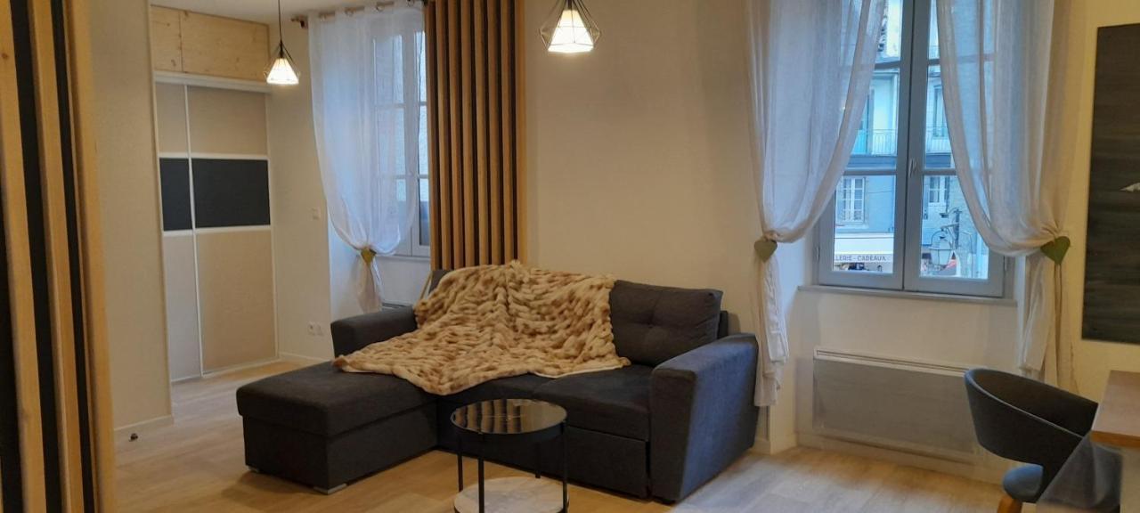 Tres Bel Appartement T3 Hyper Centre Entierement Renove En 2022 Люс-Сен-Совёр Экстерьер фото
