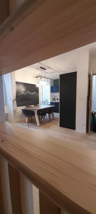 Tres Bel Appartement T3 Hyper Centre Entierement Renove En 2022 Люс-Сен-Совёр Экстерьер фото