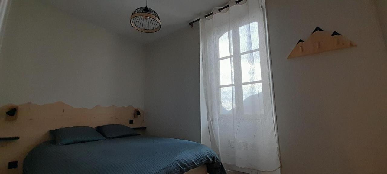 Tres Bel Appartement T3 Hyper Centre Entierement Renove En 2022 Люс-Сен-Совёр Экстерьер фото