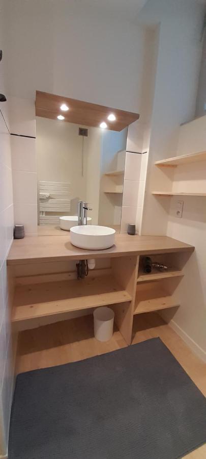 Tres Bel Appartement T3 Hyper Centre Entierement Renove En 2022 Люс-Сен-Совёр Экстерьер фото